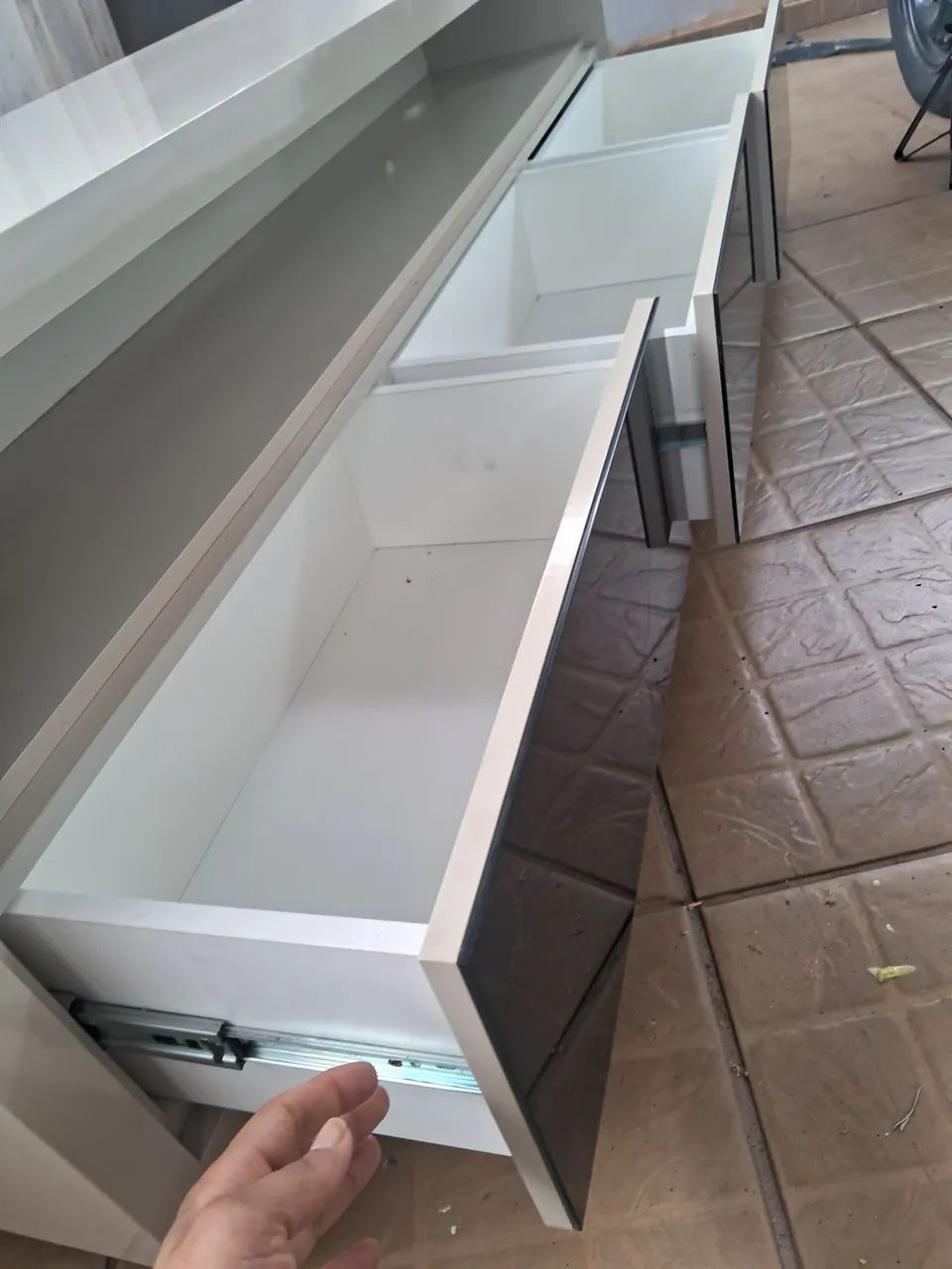 Rack para TV com 3 gavetas - Foto 4