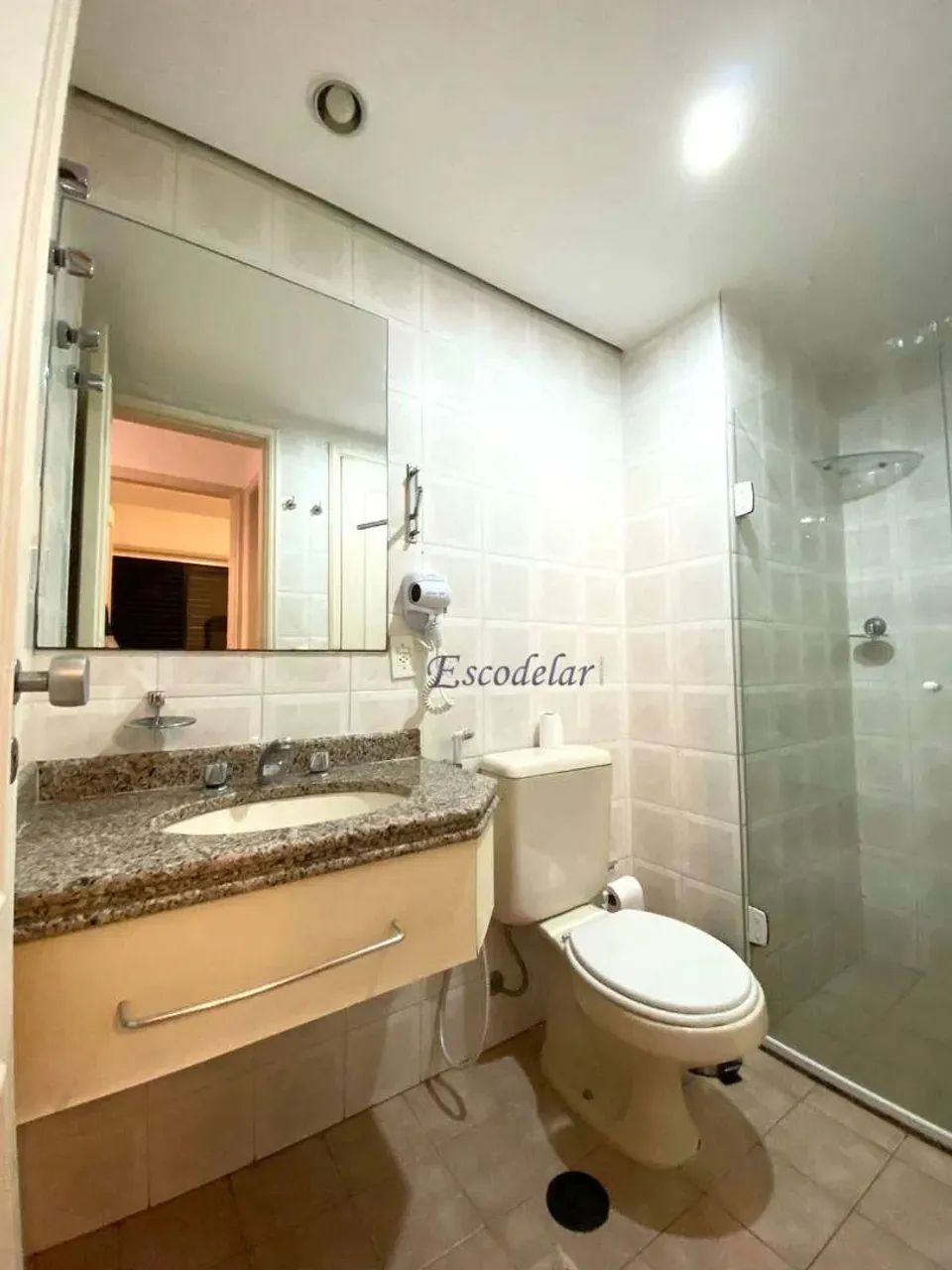 Apartamento com 2 quartos, com varanda, com vaga equipado e mobiliado, para alugar, 50 m²  - Foto 4