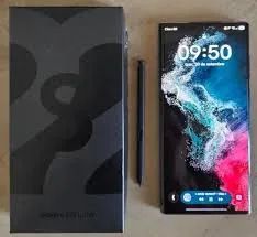 S22 ultra muito conservado com caixa