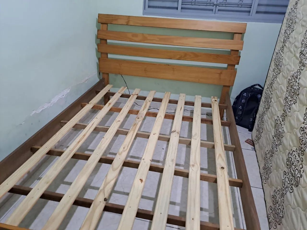 Cama casal padrão com colchão  - Foto 2