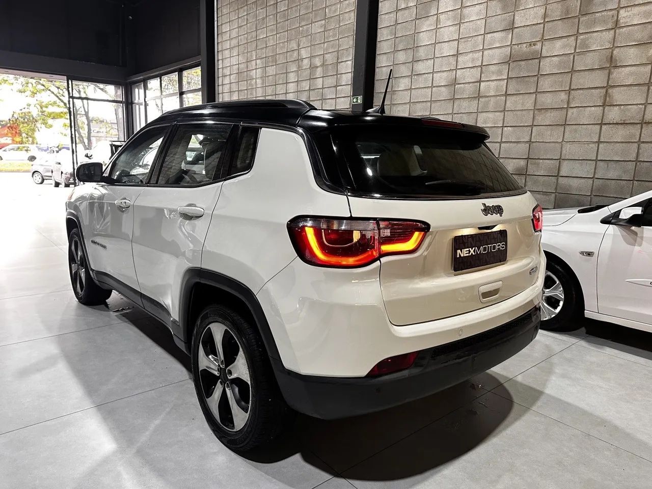 Jeep Compass Longitude 2.0 4X2 Flex 16V Aut. 2018 - Foto 3
