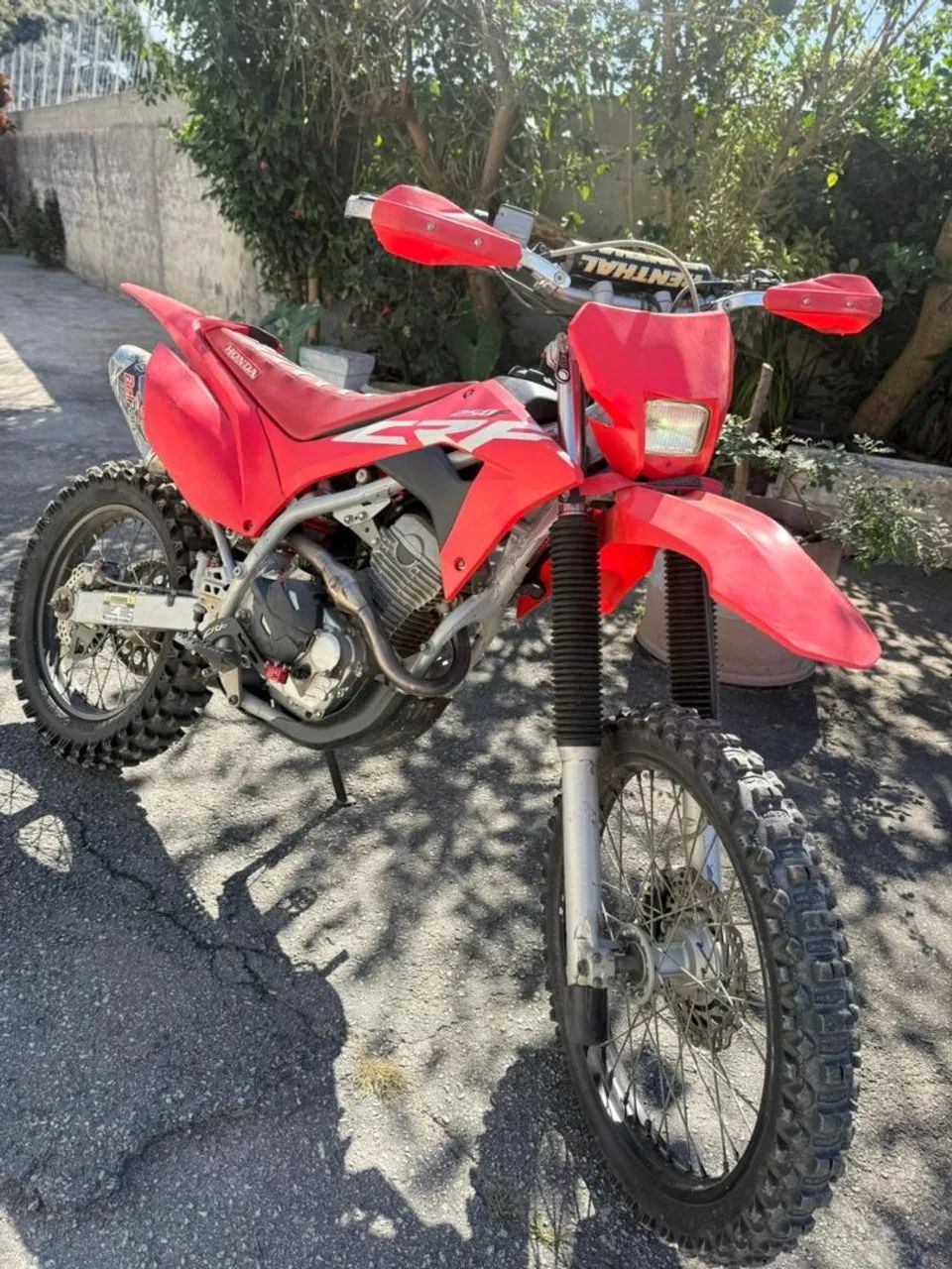 CRF 250F COM VÁRIOS ACESSÓRIOS  aceito troca  - Foto 2