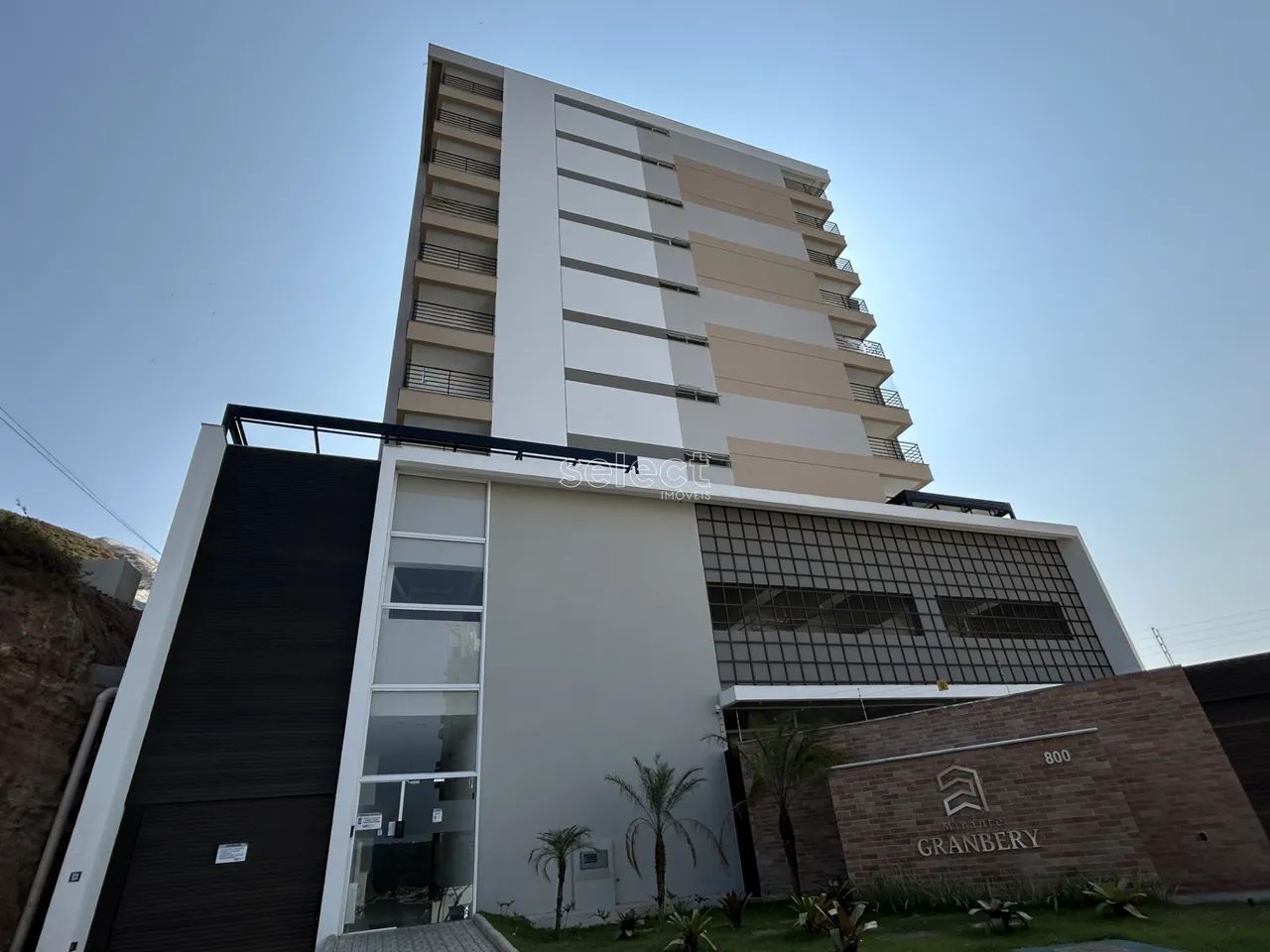 Apartamento decorado de 2 quartos no bairro Granbery