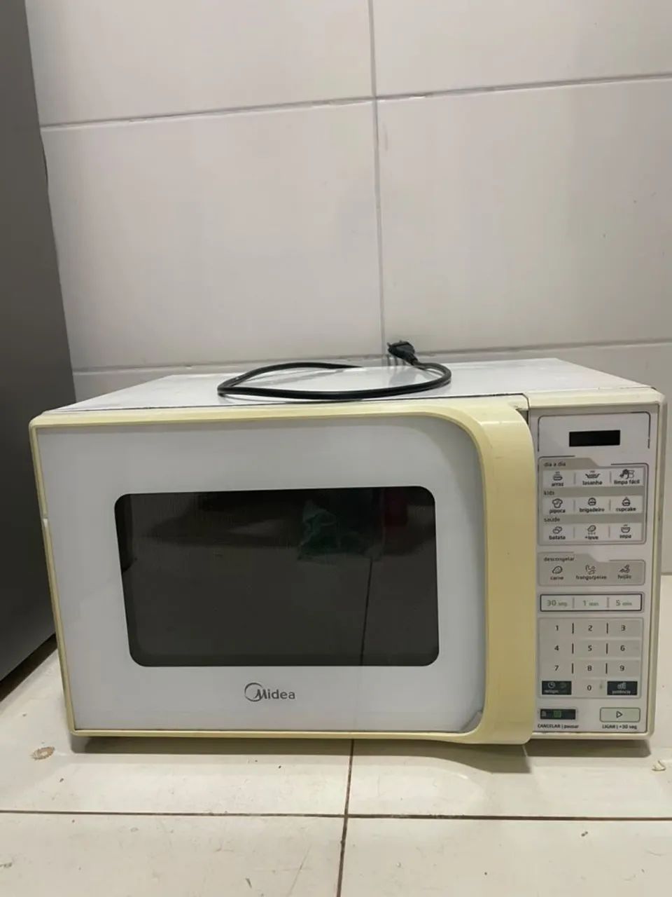 Microondas Midea Live 30L 220v