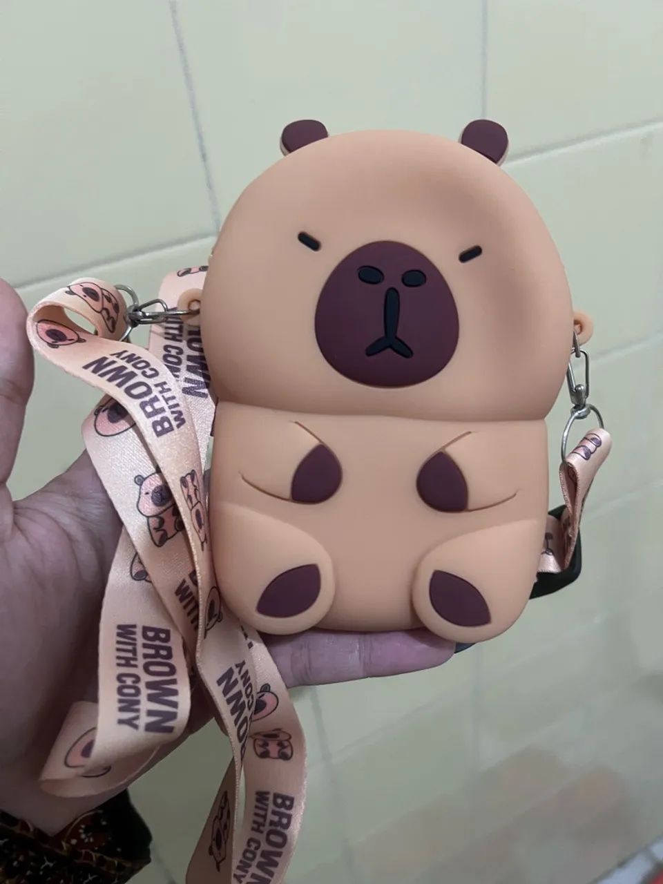 Bolsinha capivara infantil 