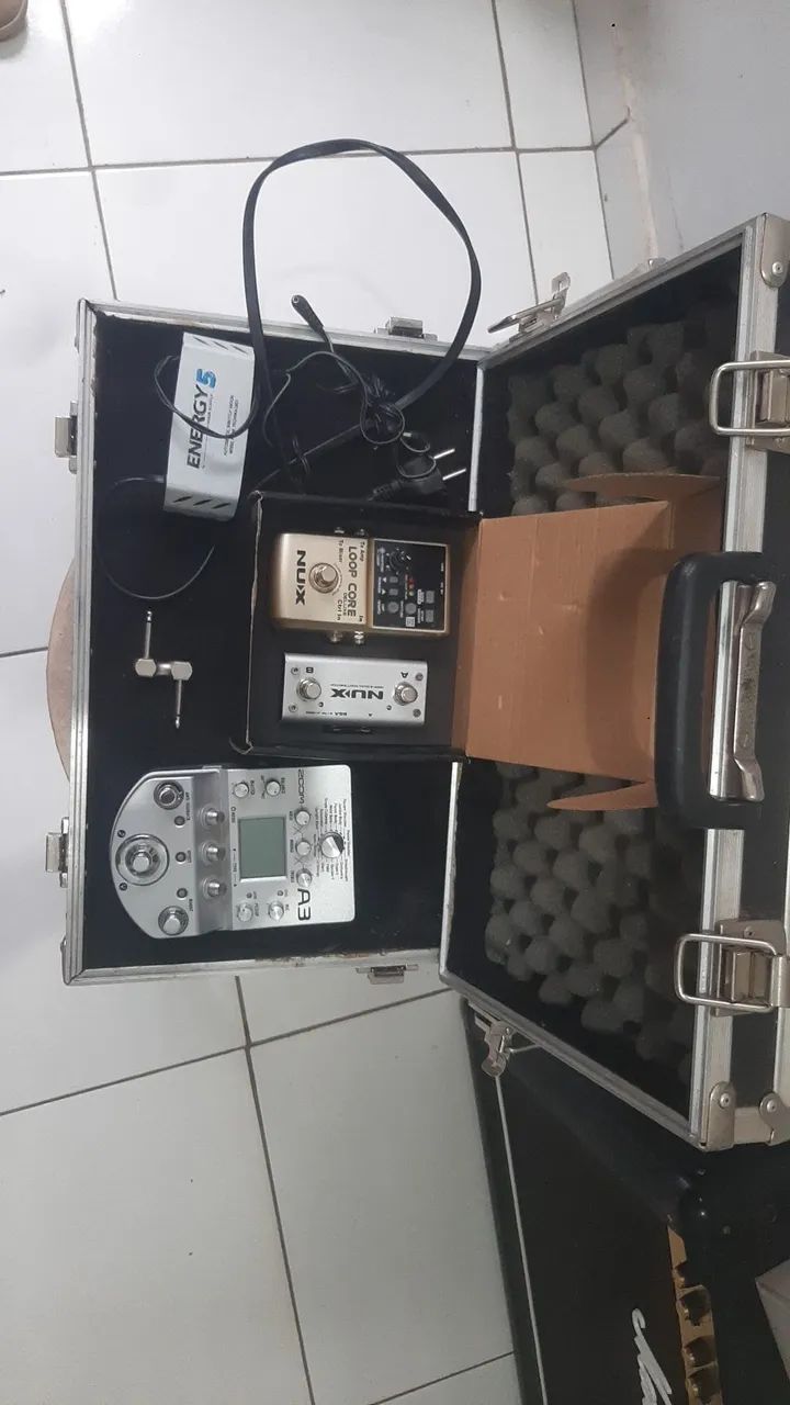 Case rígido pra pedais 
