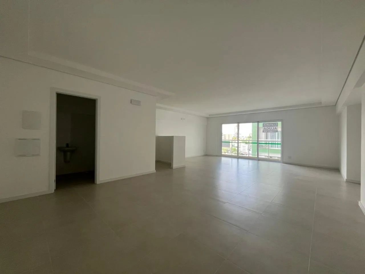 Sala Comercial para locação no Centro de Chapecó - Foto 2