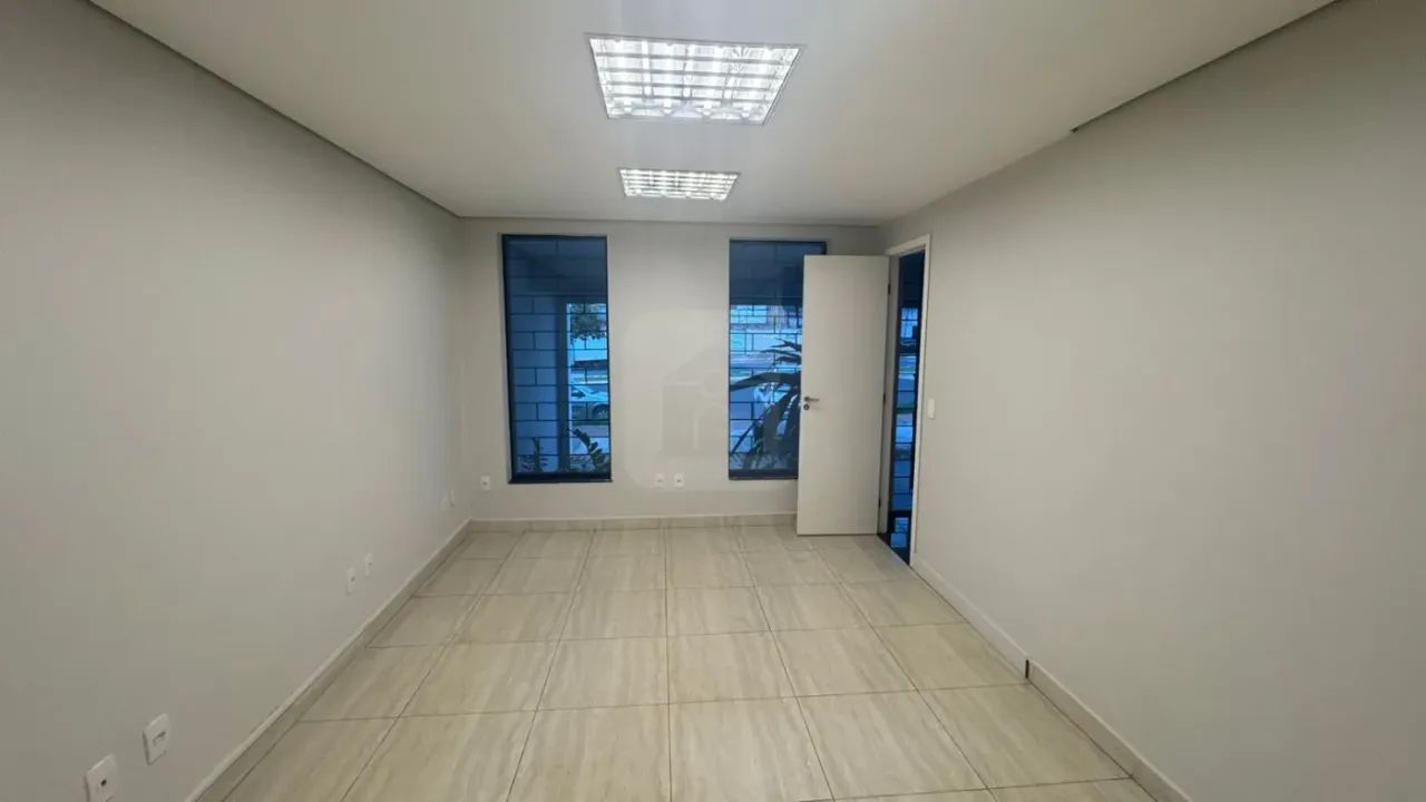 Comodo comercial para locação no bairro Saraiva - Foto 5