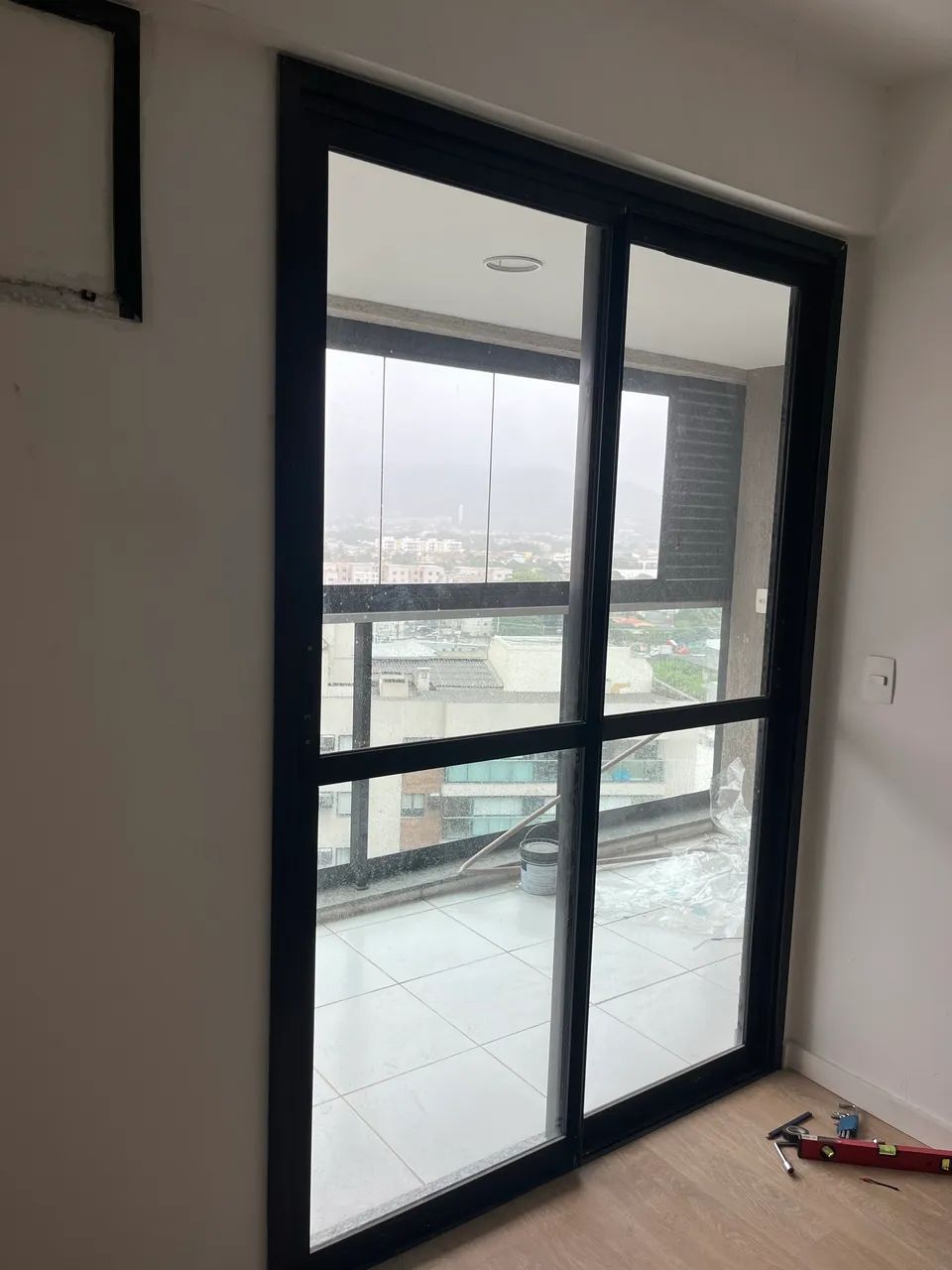 Porta de correr de 2 folhas corrediças 