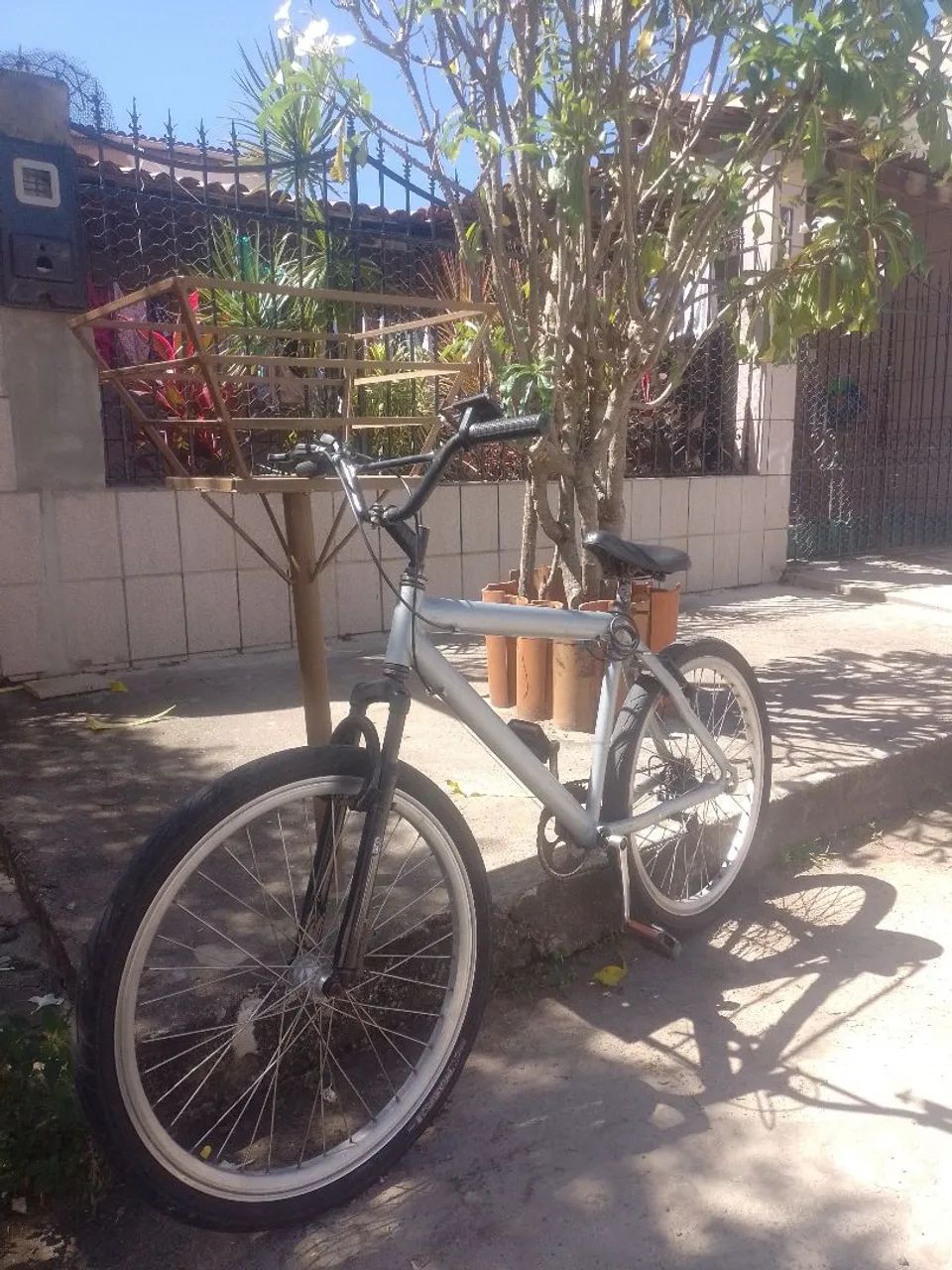 Bicicleta aro 26 de alumínio 