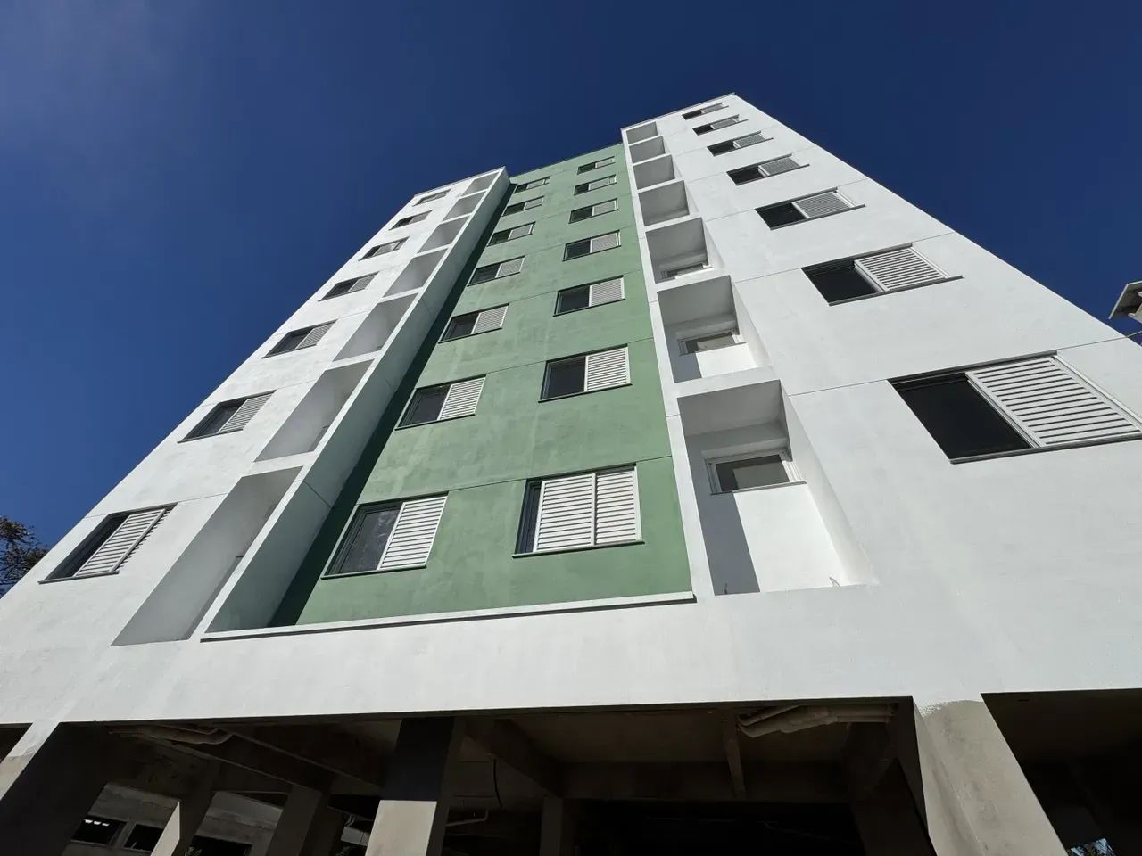 Apartamento Novo 2 Quartos, Suíte, Garagem, Parcela Direto - Foto 3