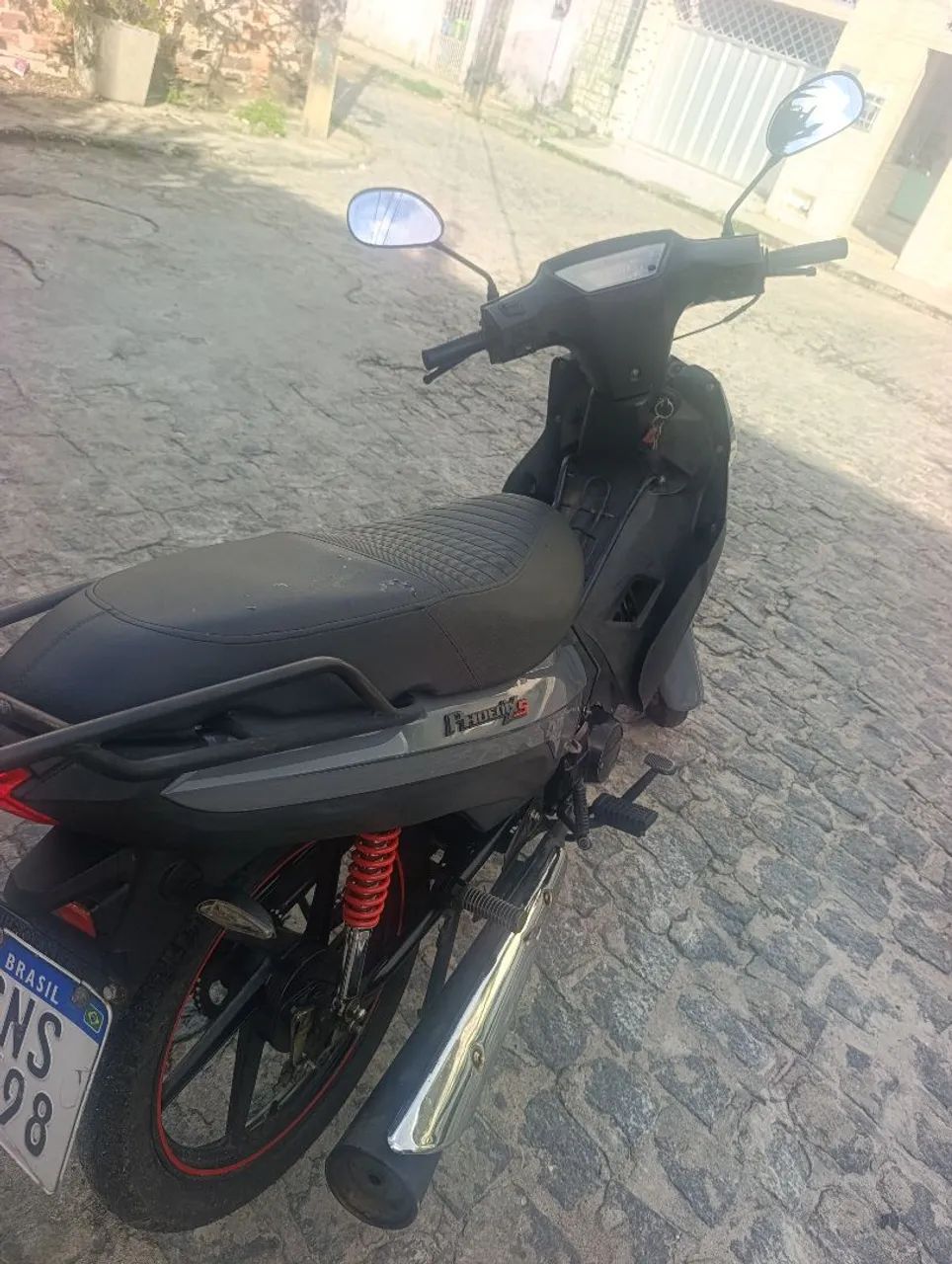 Moto Phoenix s 2024
