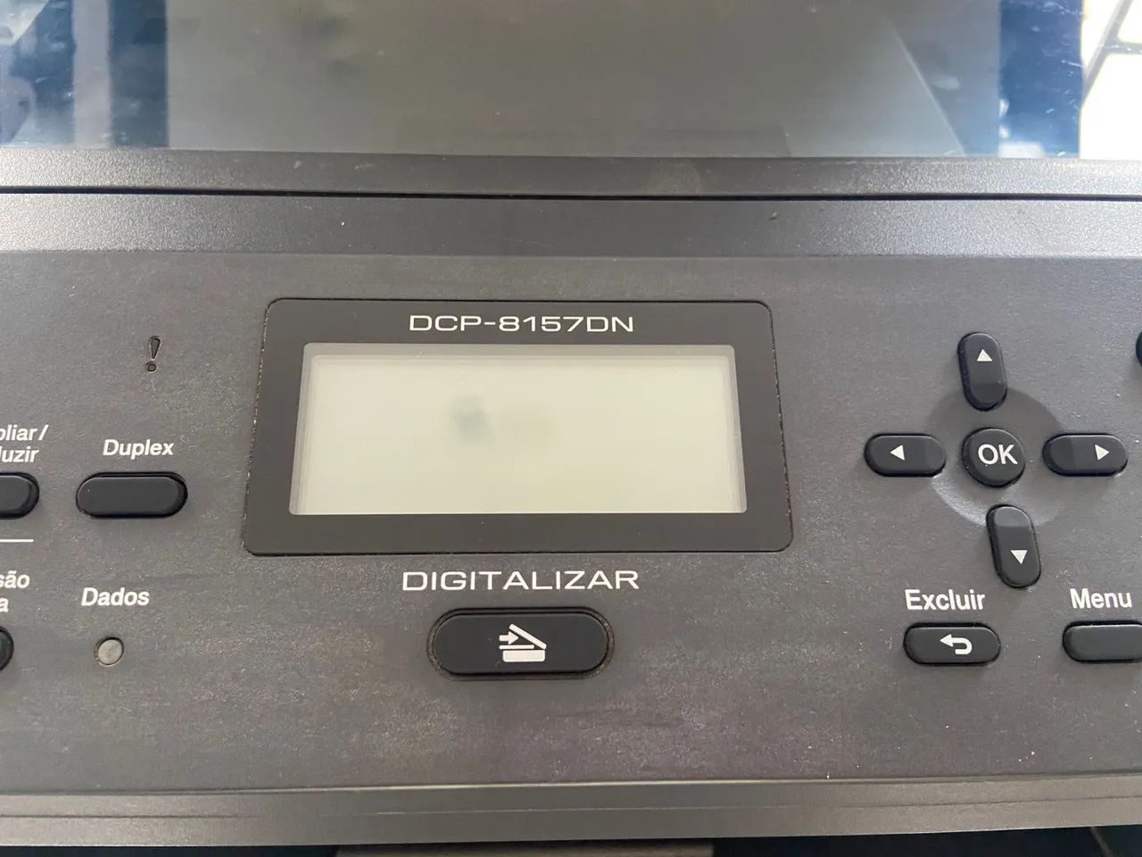 Multifuncional DCP8157DN
