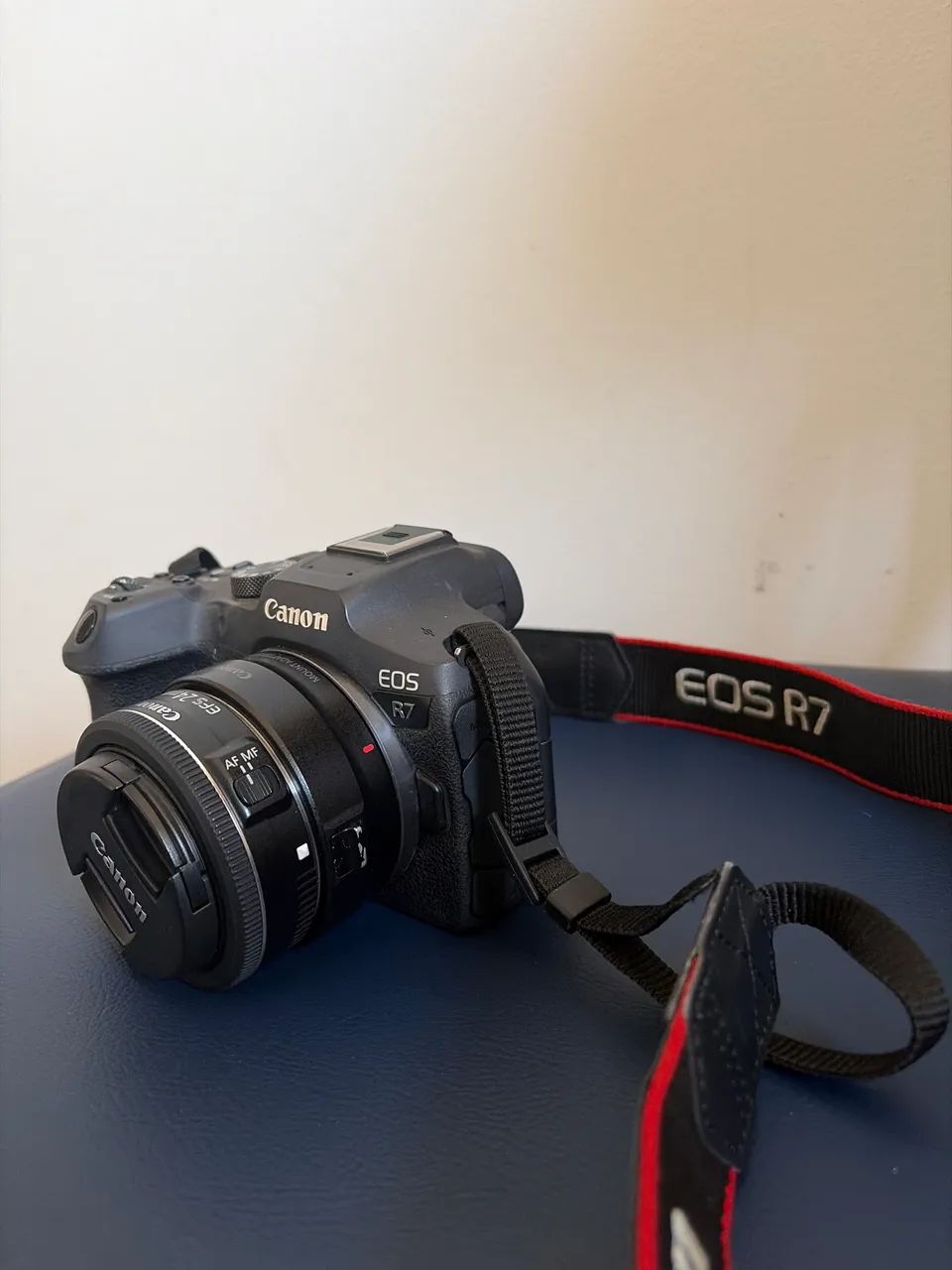 Canon R7 