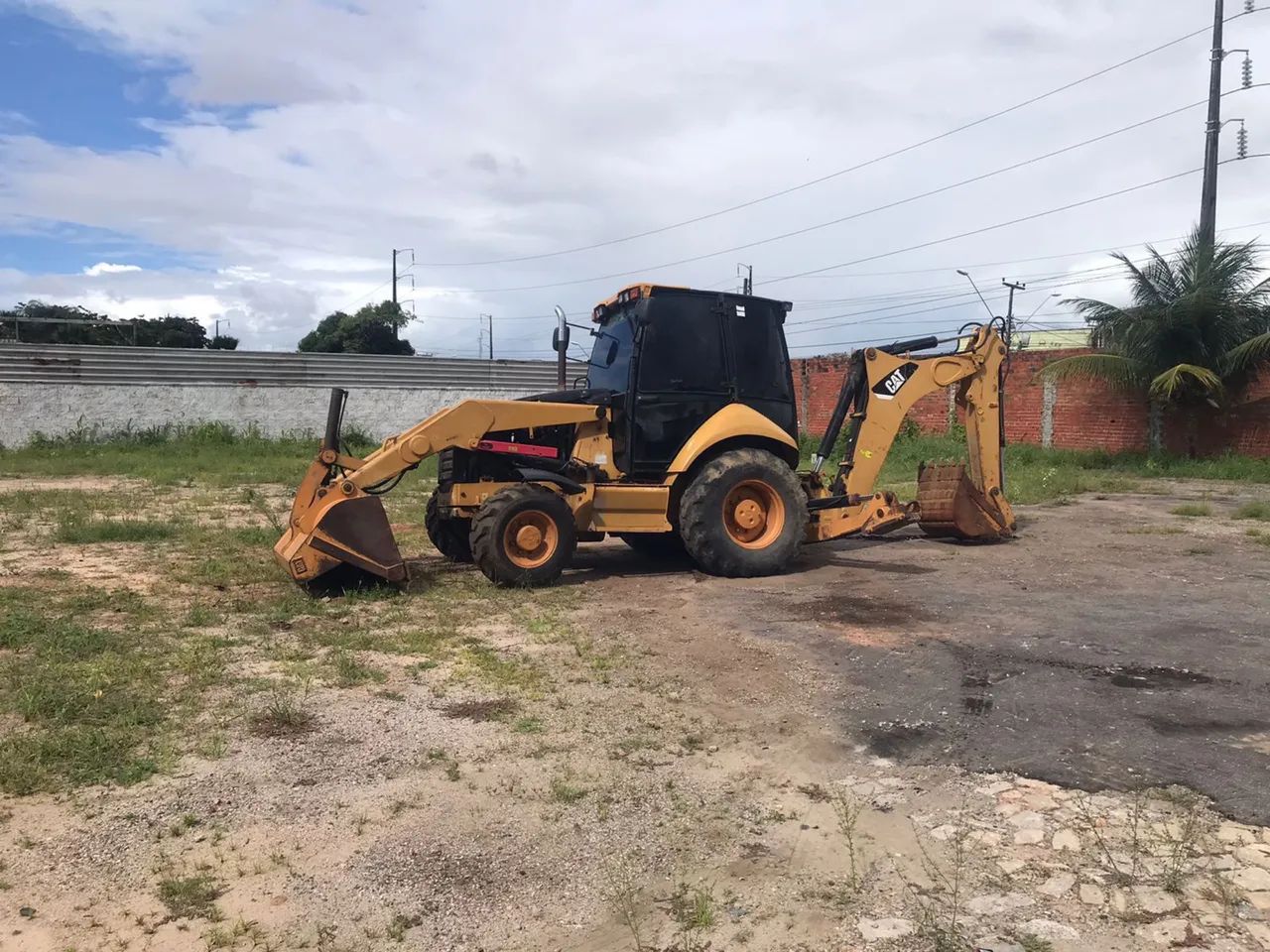 Retroescavadeira 416 E