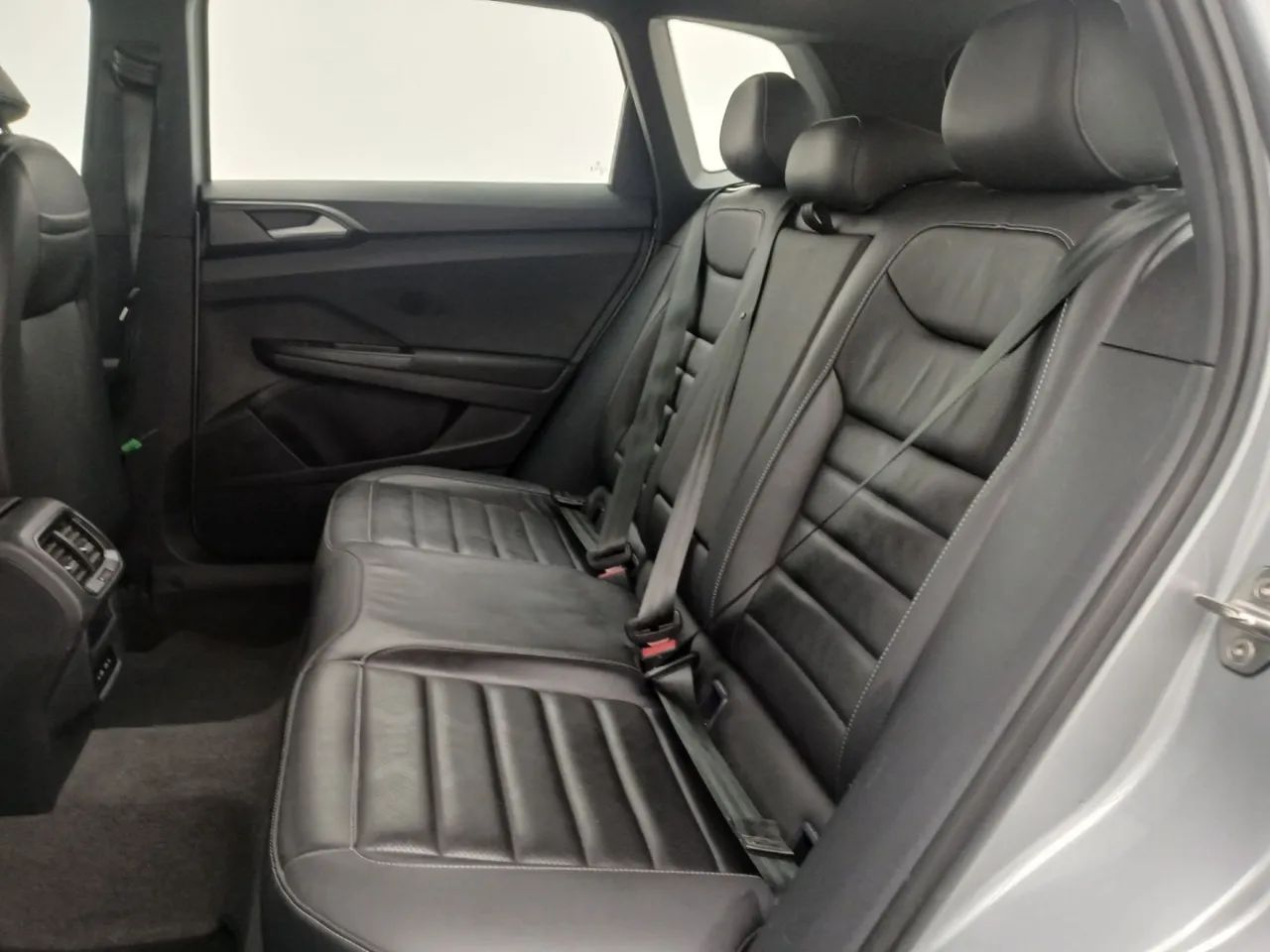 Volkswagen Taos Highline 1.4 250 TSI Flex Aut., foto 17 de 18