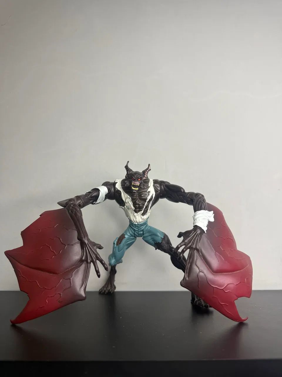 Boneco Morcego Humano Man Bat 1997 - Foto 2