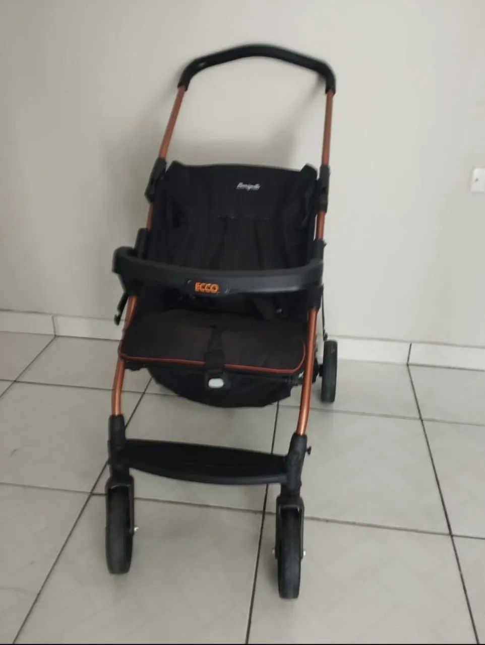 Cadeira de bebê, semi nova  - Foto 4