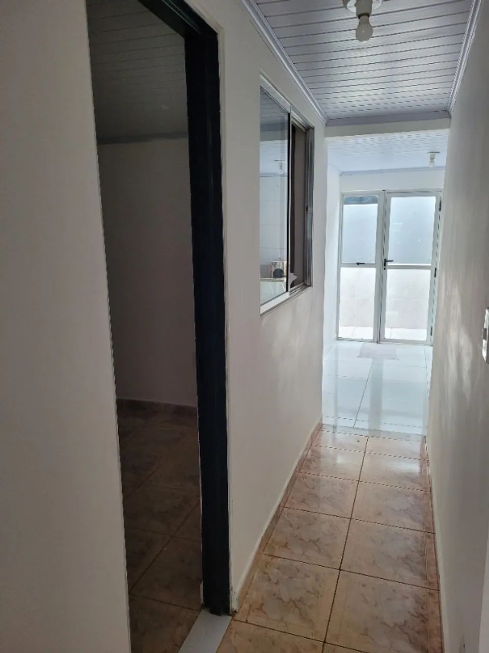 Vendo Excelente Casa reformada - direto com o proprietário - Foto 4