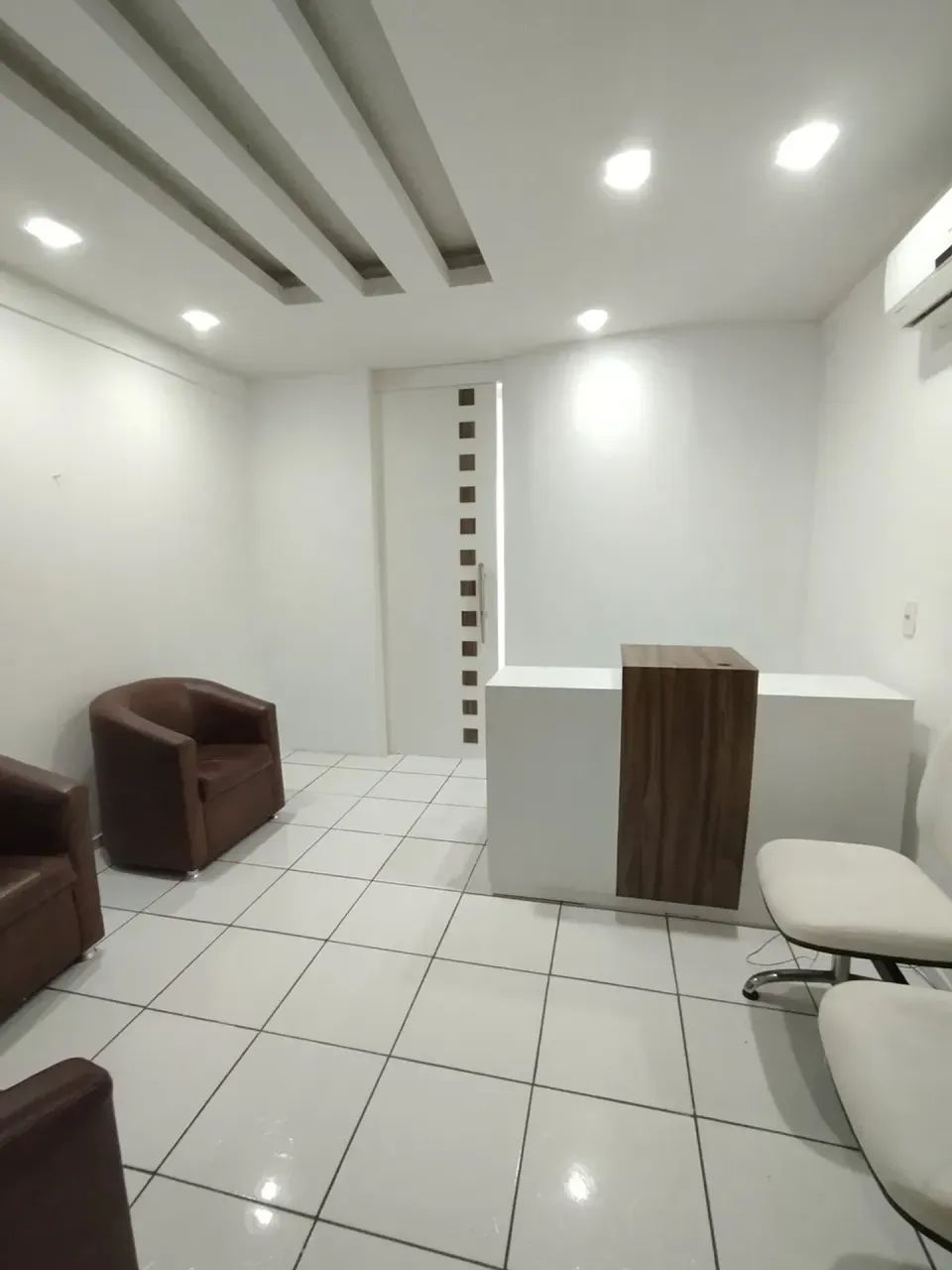 Excelente sala comercial 100% mobiliada, no Medical Jaracaty - Foto 3
