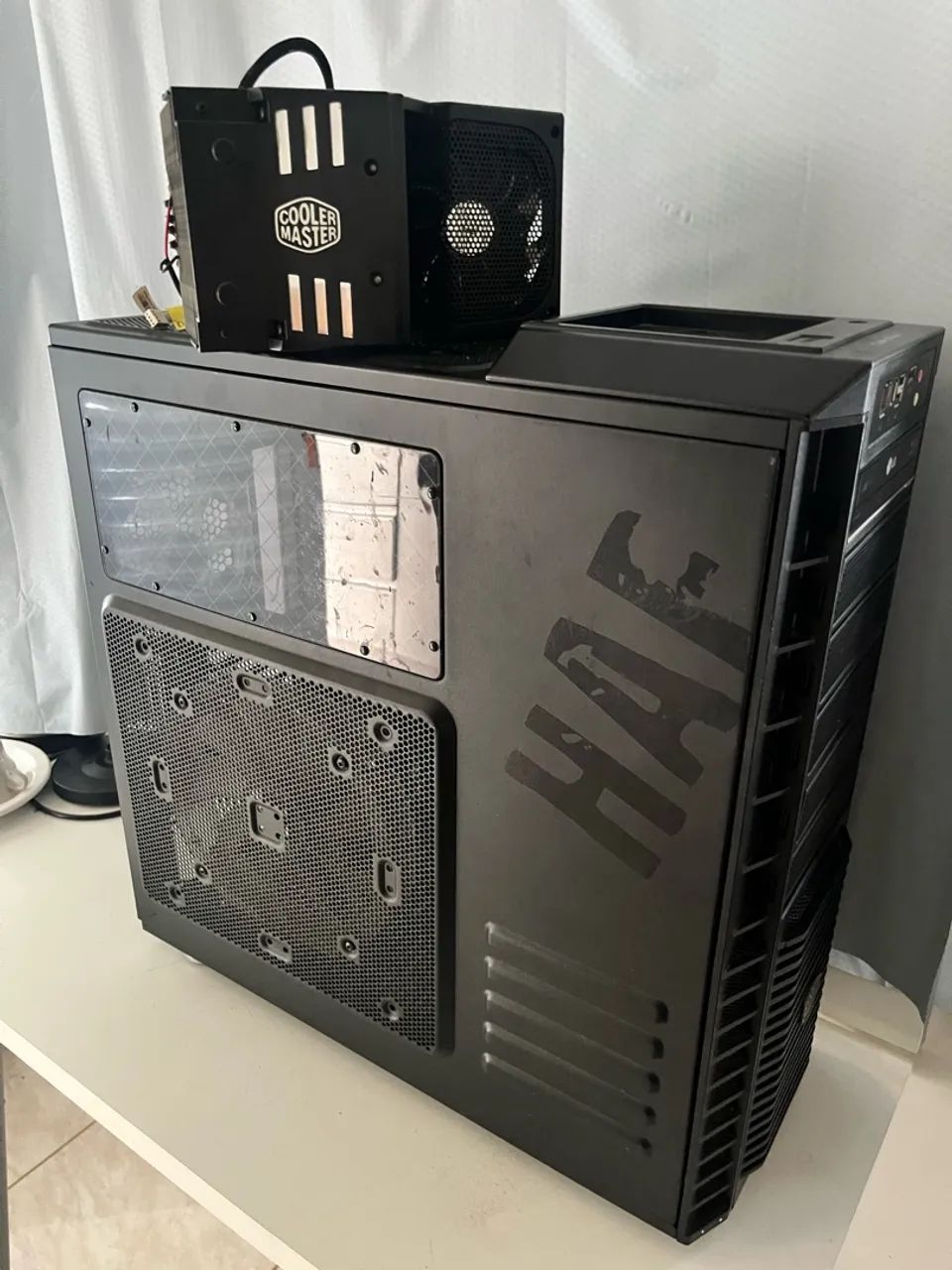 Gabinete HAF 932. Cooler master V10 - Foto 3