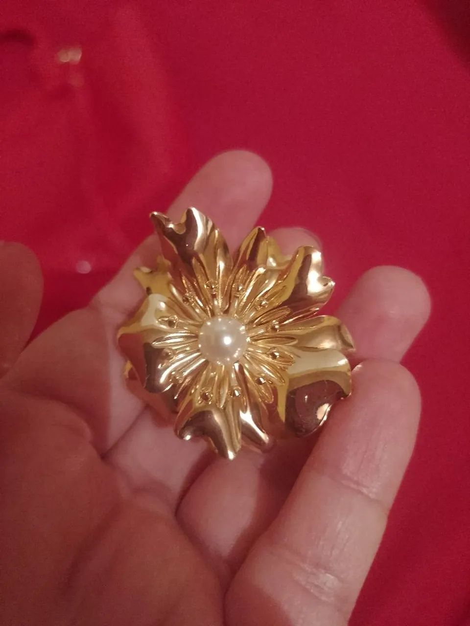 Anél ajustável de flor folheado a ouro  - Foto 2