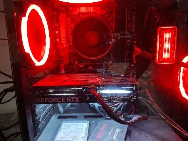 Placa de vídeo RTX 5060, 4 meses de uso e com nota fiscal (Somente Rio de Janeiro) - Foto 2
