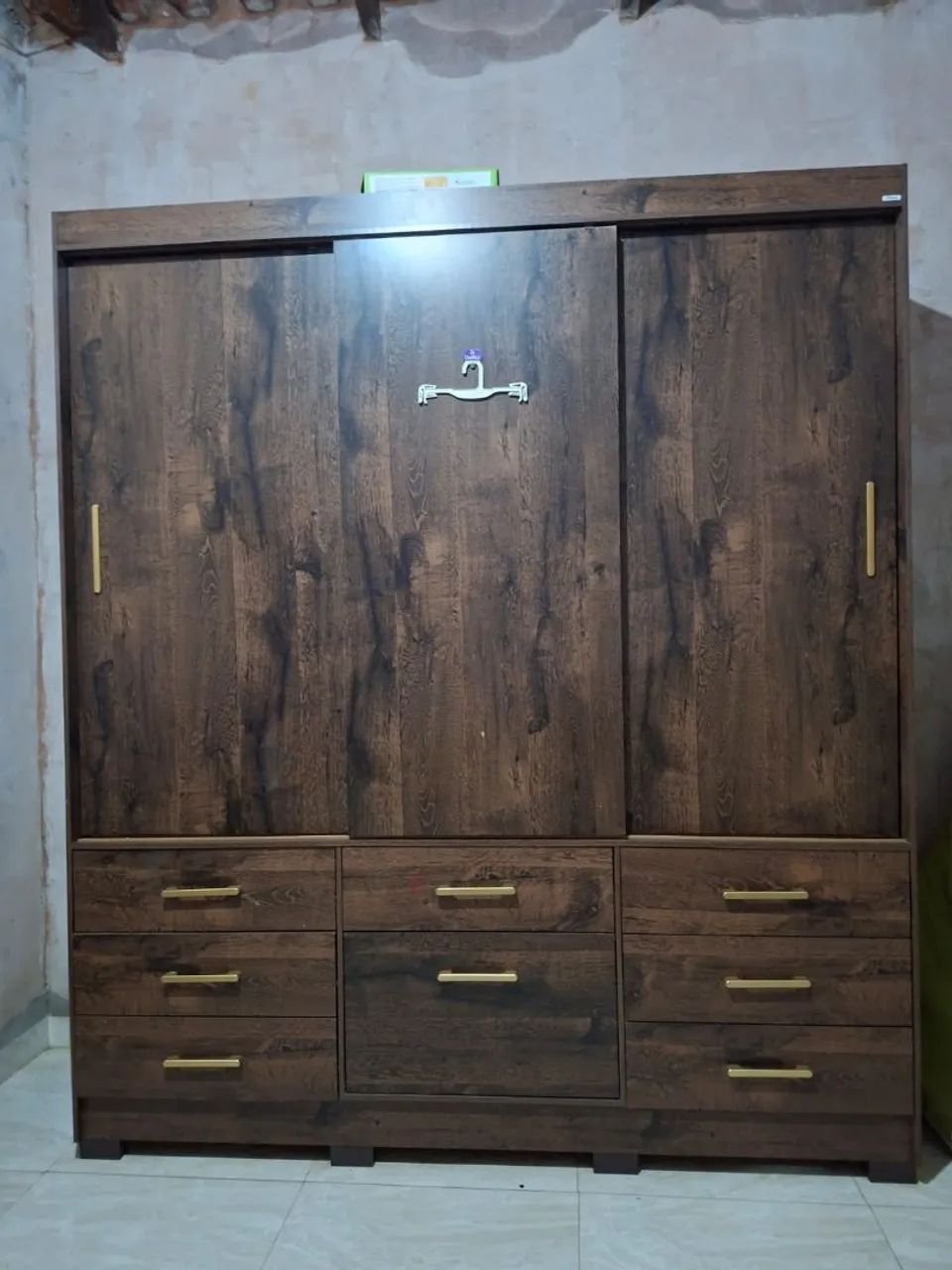 Guarda-roupa casal