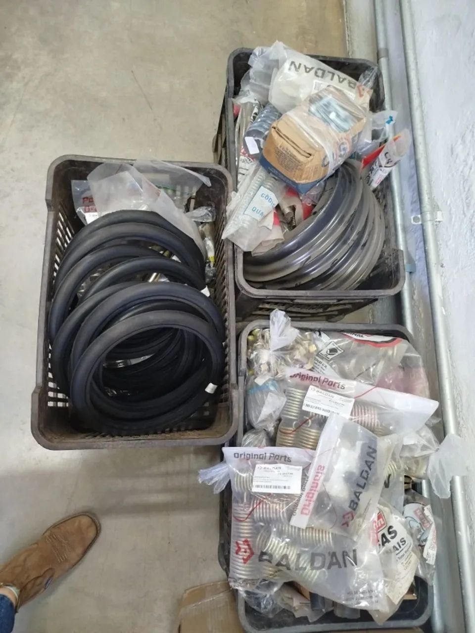 Lote Peças Plantadeira Baldan Eixos Buchas Calotas Molas - Foto 5