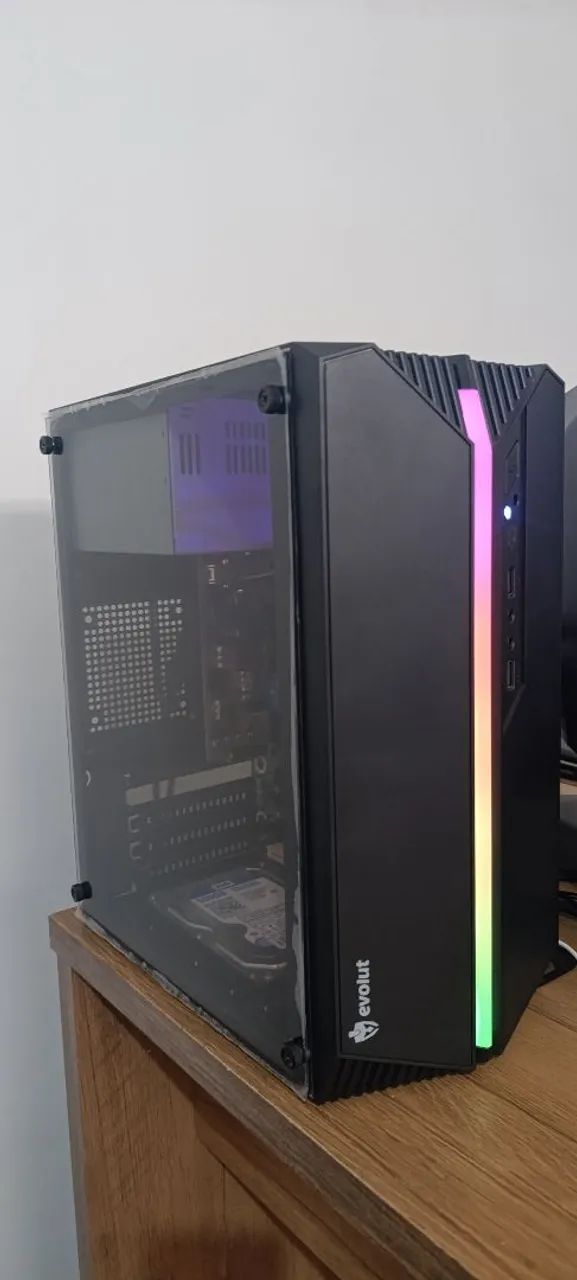 CPU i5, 8 Gigas Memória, HD 500 Gigas