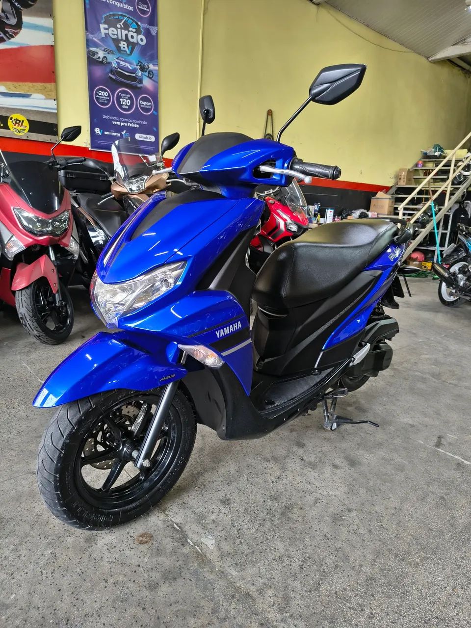 YAMAHA FLUO 125 ABS 2023 - Foto 5