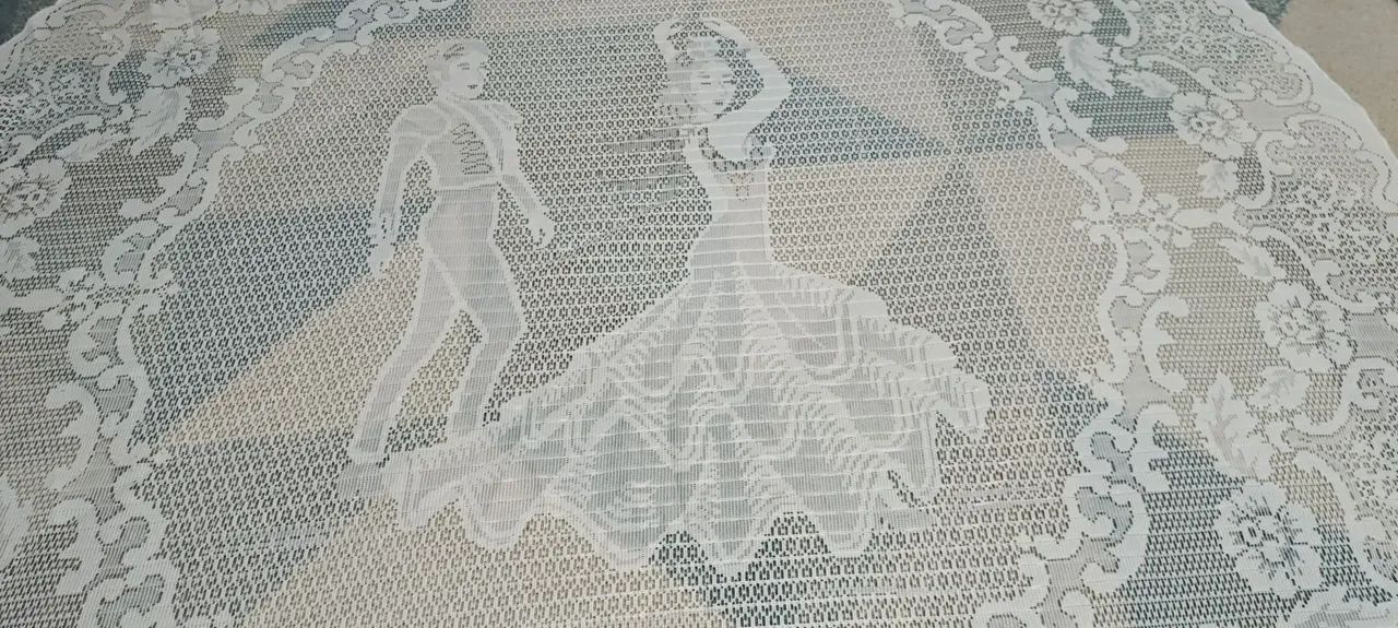 toalha de mesa rendada antiga temática espanhola - Foto 2