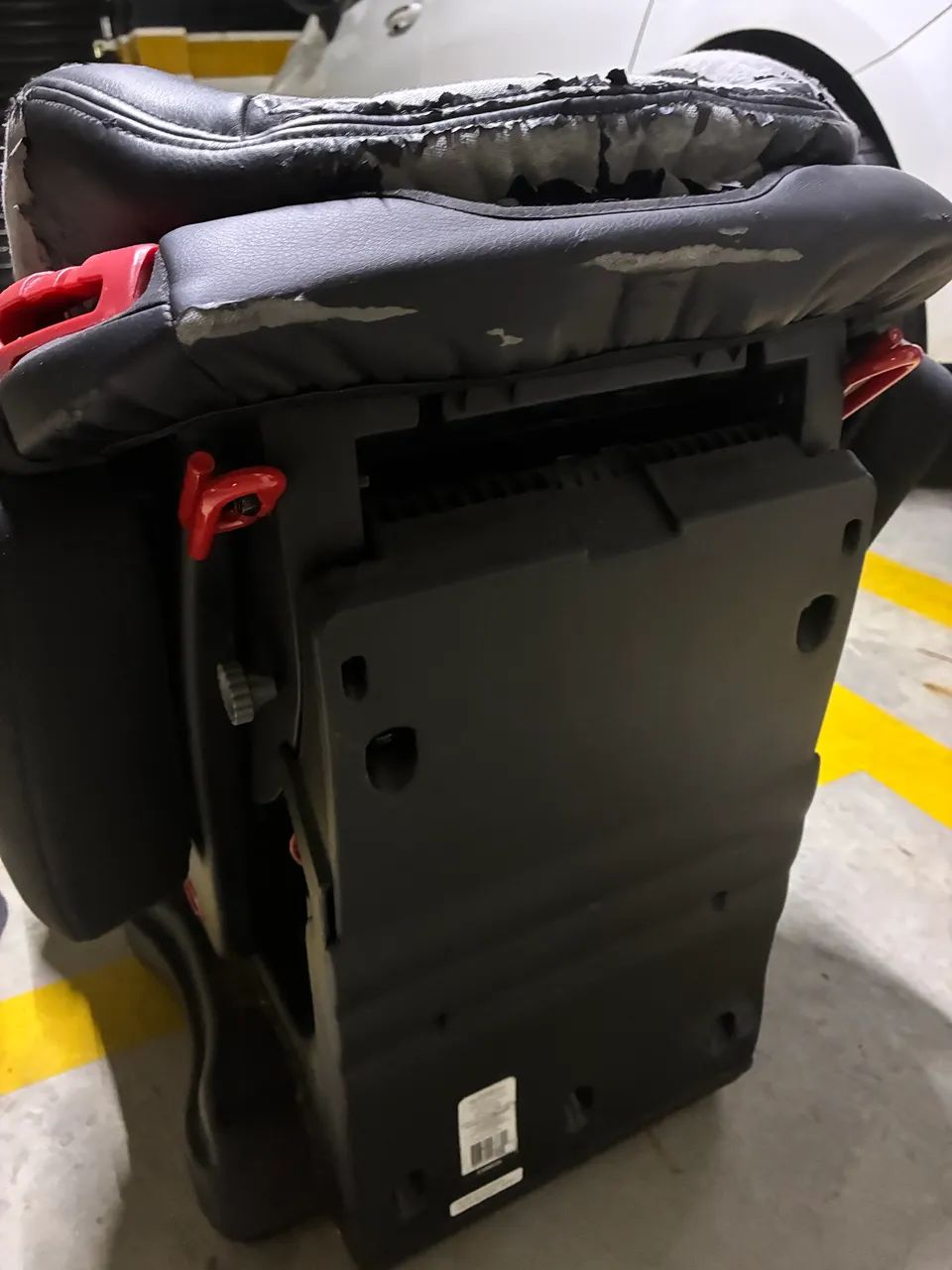 Cadeirinha cockpit- Infanti - 9 a 36 Kg - Usada - Foto 3