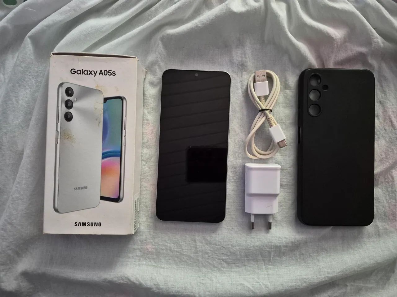 Samsung Galaxy A05s 128GB - Bom estado 
