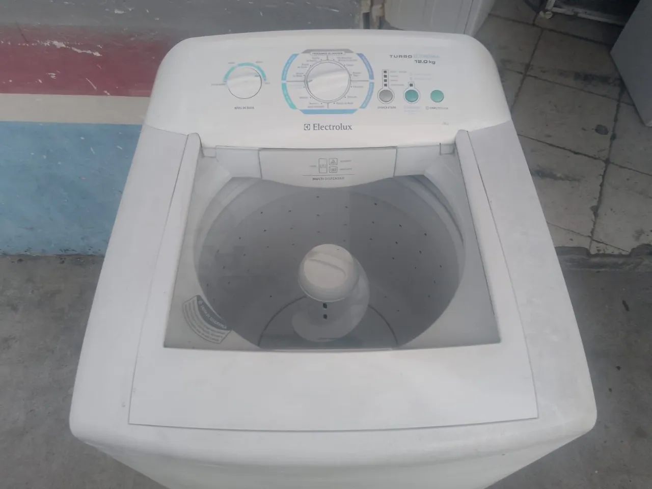 Máquina lavar Eletrolux 12 kg