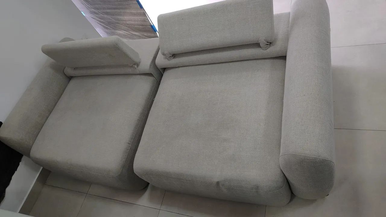 Sofa com encosto reclinável 