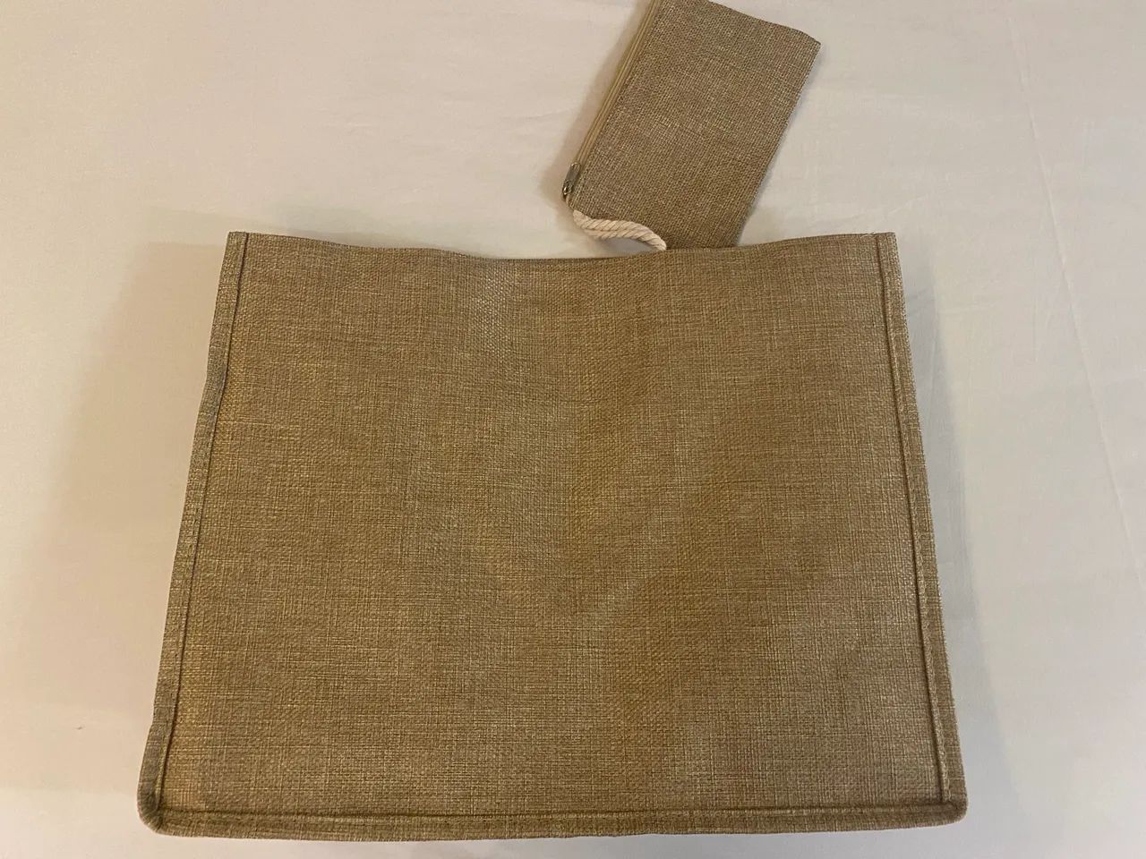 Linda Bolsa de linho sintético. - Foto 2
