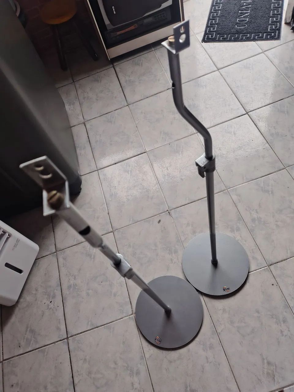 Pedestal para caixinhas de home theather com regulagem  - Foto 2