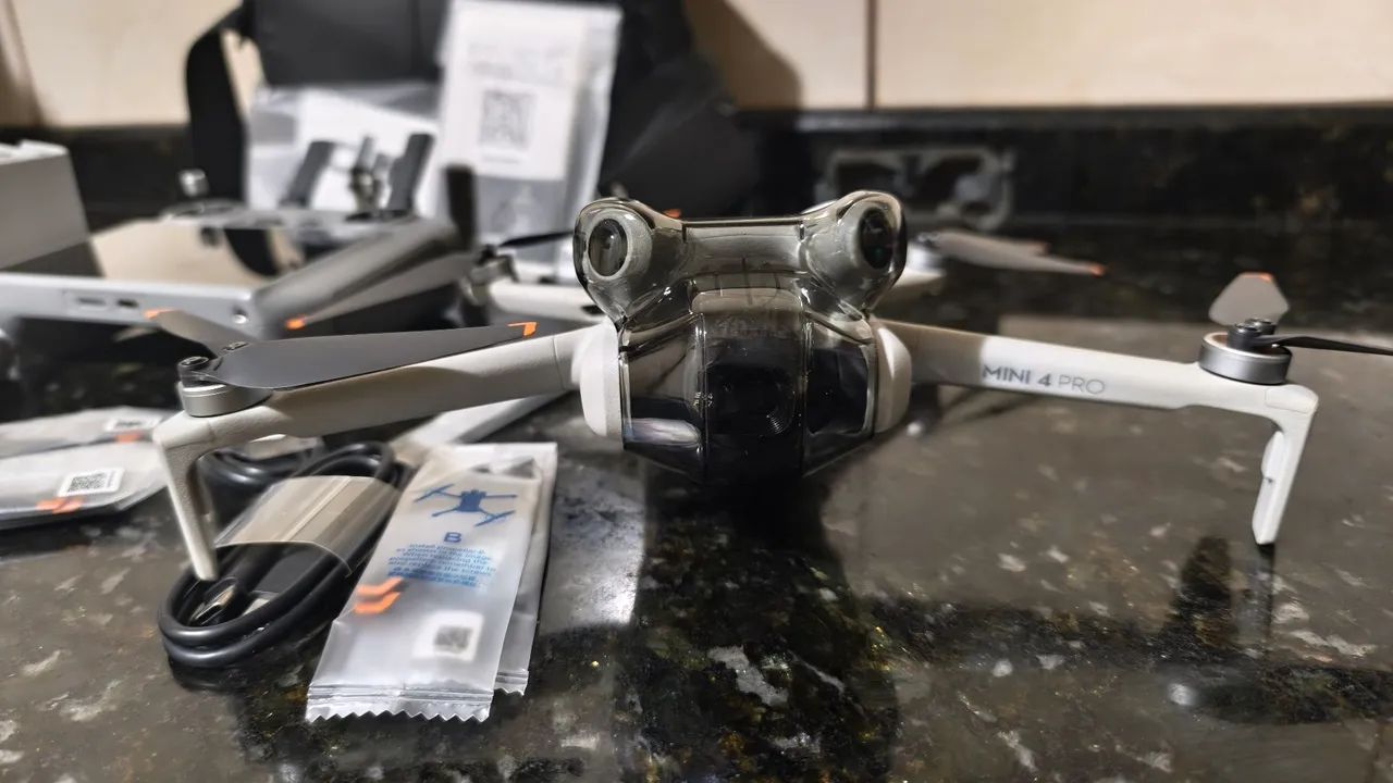  Mini 4 pro fly more COMBO+RC2 c/ Tela - Foto 5