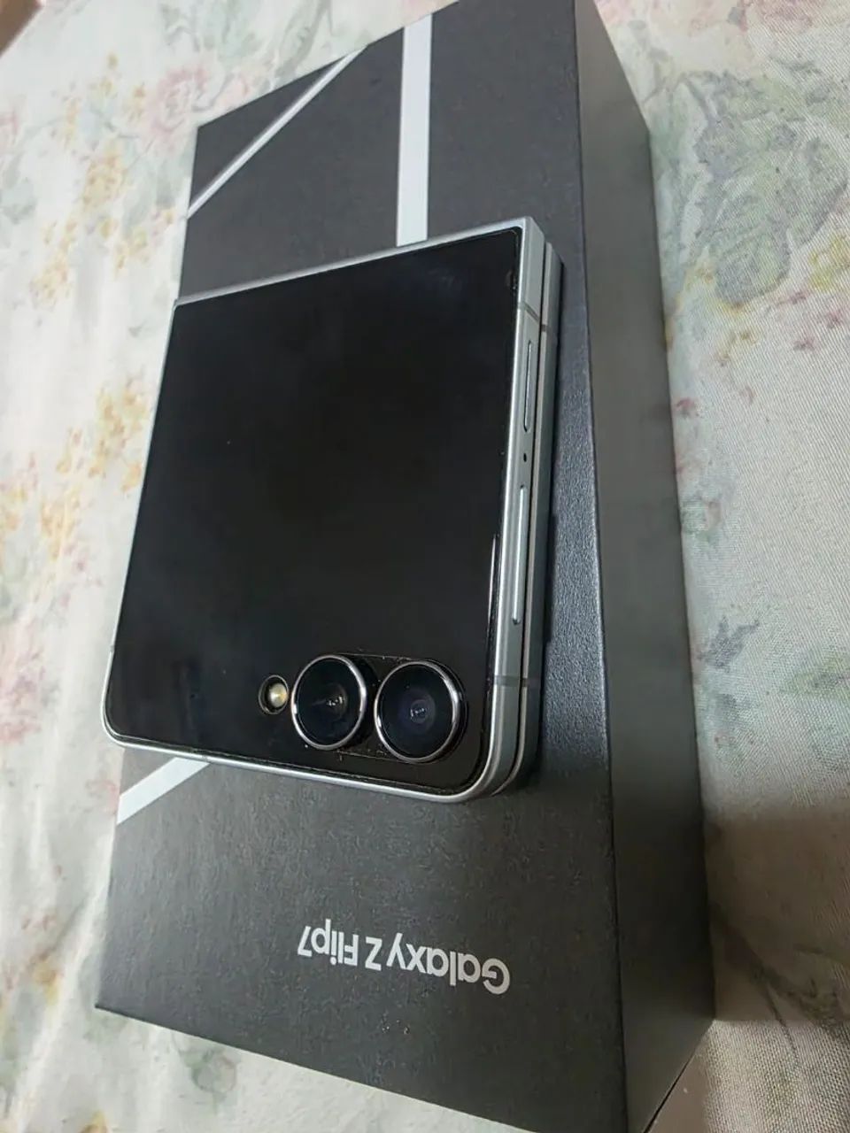 Samsung Galaxy Z Flip 7 512 Gb - Foto 3
