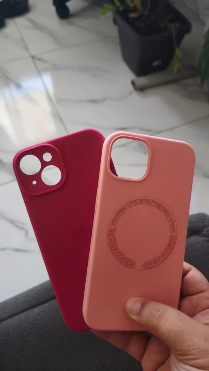 Vendendo 11 Capas Iphone 14 - Usadas