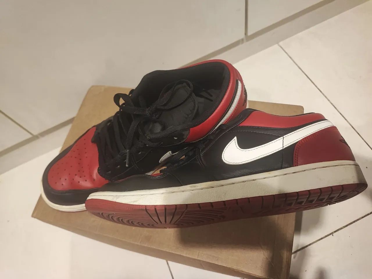 AIR JORDAN 
