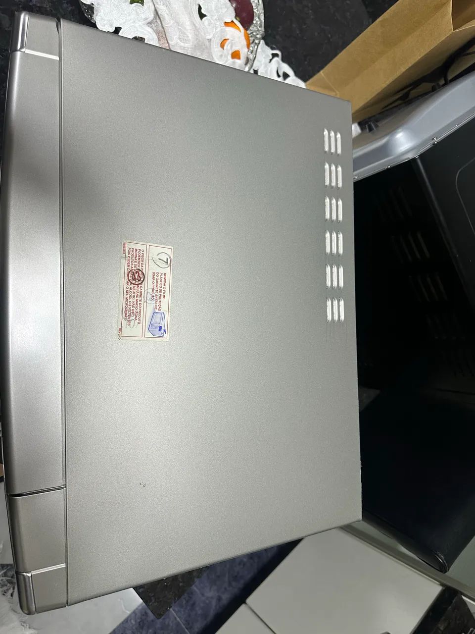 Microondas Electrolux 31L pouco uso - Foto 3