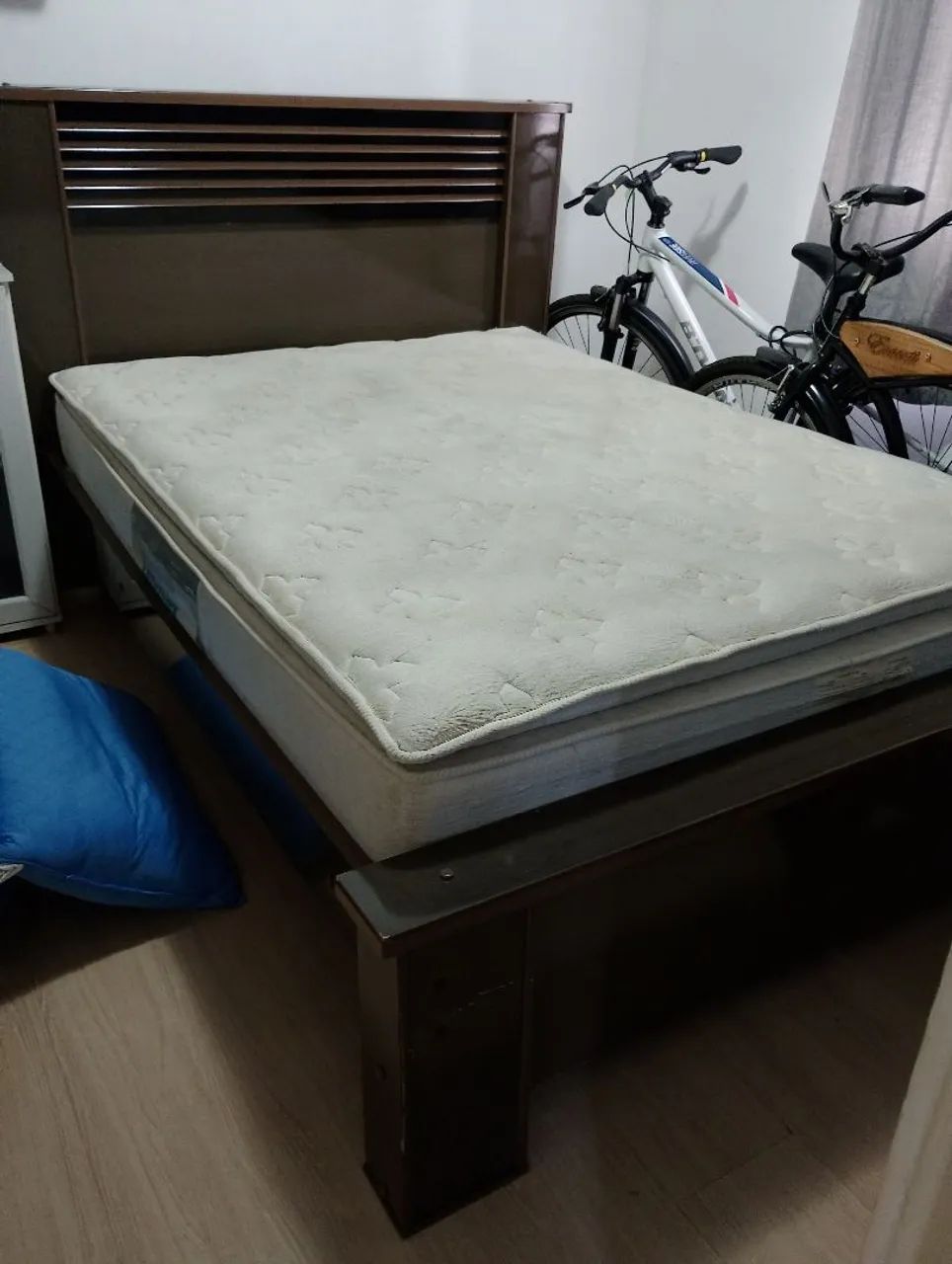 Vendo cama de casal e cama de solteiro - Foto 3