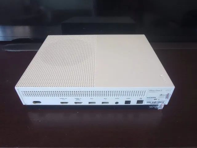 Xbox One usado, 1Tb de memória e recentemente renovado - Foto 2