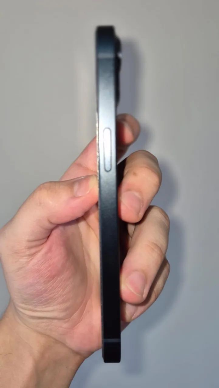 iPhone 13 com acessórios e várias capas   **** só entrego em mãos **** - Foto 2