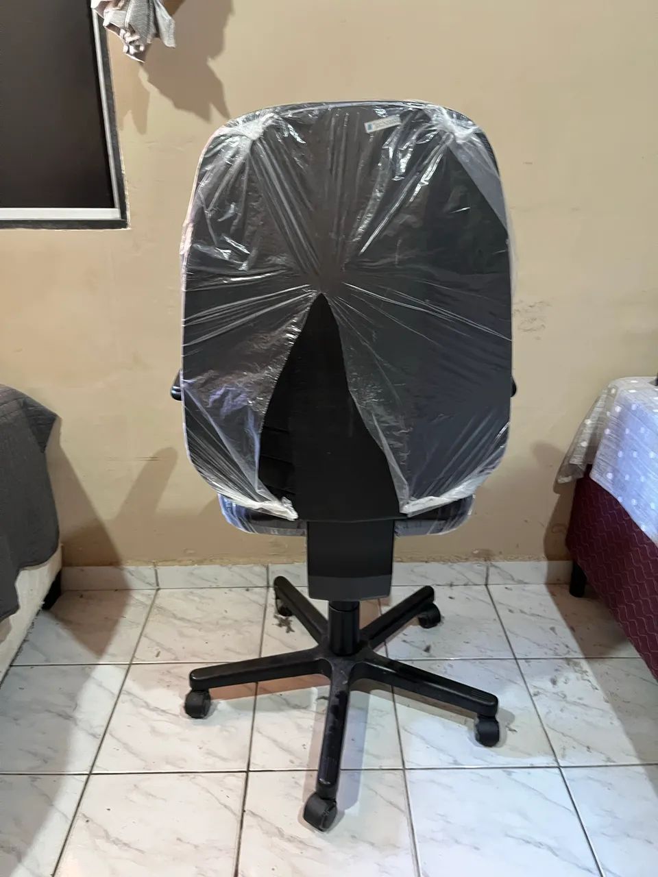 Cadeira de Escritório  - Foto 2