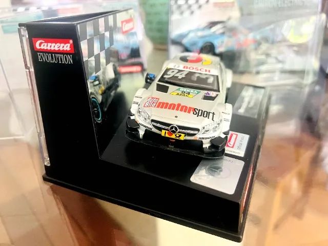 1/32 - Carrera Evolution Cor Mercedes Amg C 63 Dtm