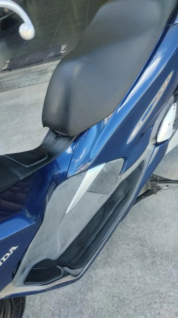 VENDO HONDA PCX 150 2020 - Foto 5