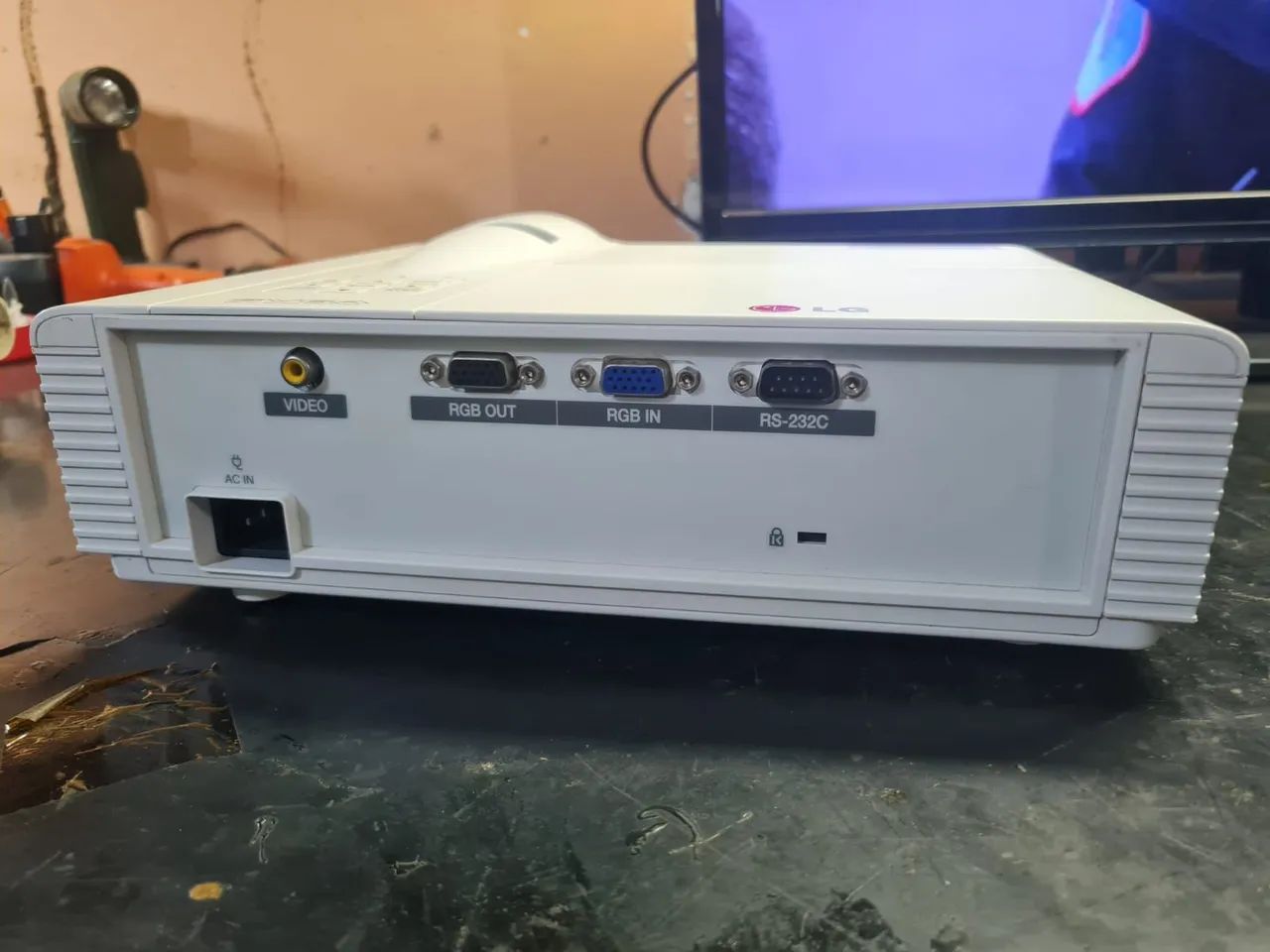 Projetor LG Be 320 - Sd - Foto 4